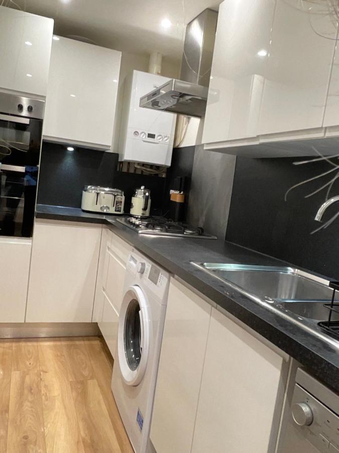 Avondale B Appartement Londen Buitenkant foto